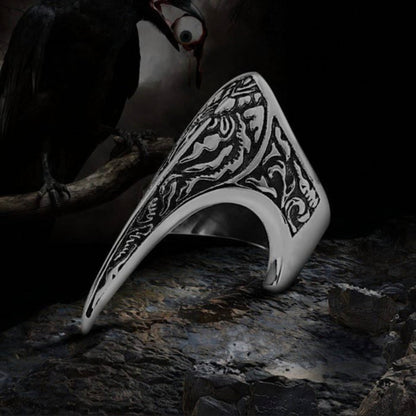 Raven Beak Ring