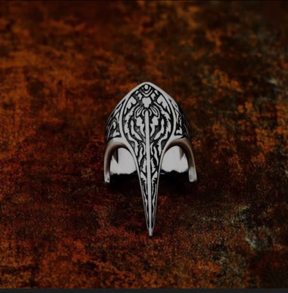 Raven Beak Ring