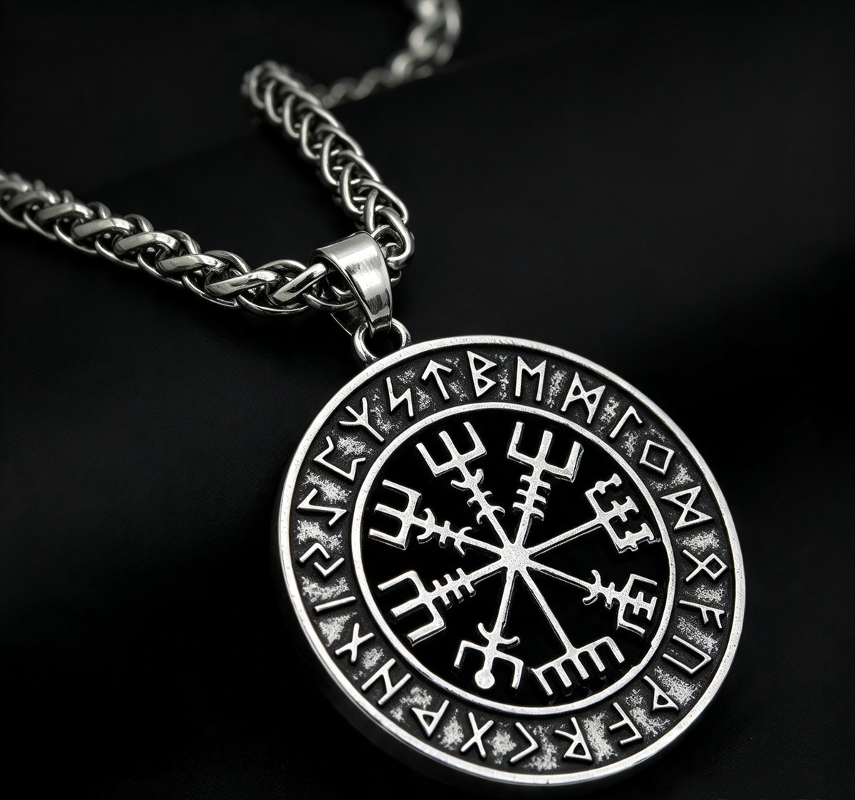 Vegvísir "Norse Compass