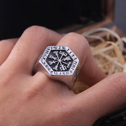 VEGVISIR RUNED COMPASS RING - STAINLESS STEEL